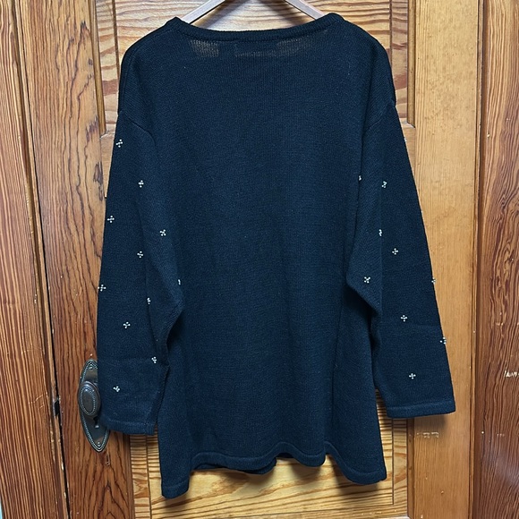 Victoria Jones beaded Holiday Sweater with Holly leaves and red ribbons size 1X - Picture 8 of 12